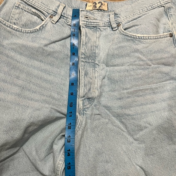 We The Free Wide Crop Flare Jeans Light Wash Bay Blue Inseam 26 fly button - Picture 6 of 10